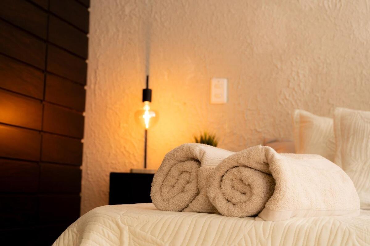 New W Private Jacuzzi & Ac Apartamento