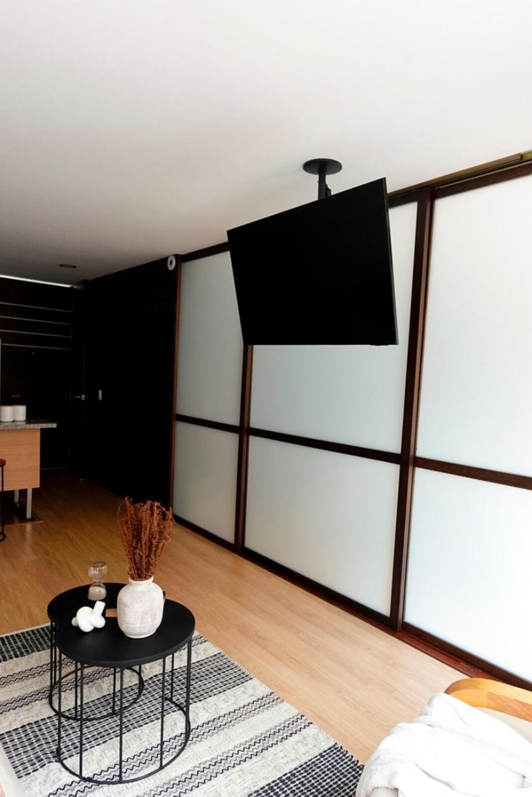 New W Private Jacuzzi & Ac Apartamento *